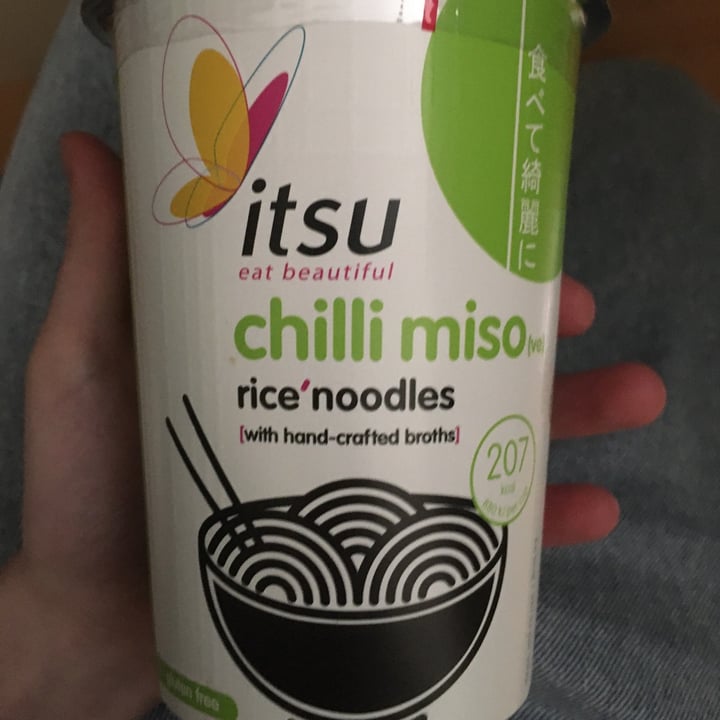 review photo of itsu Chilli Miso Rice Noodles shared by @beckydied on 26 May 2020 - review