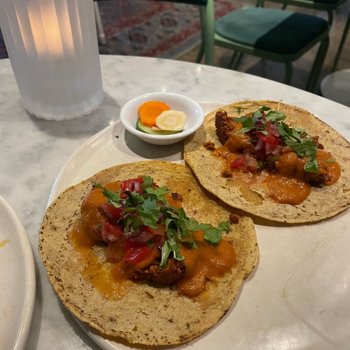 photo of Rosalinda Restaurant chorizo taco shared by @dudanedeff on  08 Oct 2022 - review
