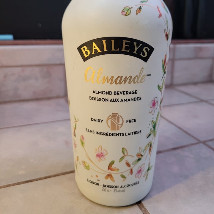 photo of Baileys Almond Baileys shared by @luizfuko on  24 Nov 2021 - review