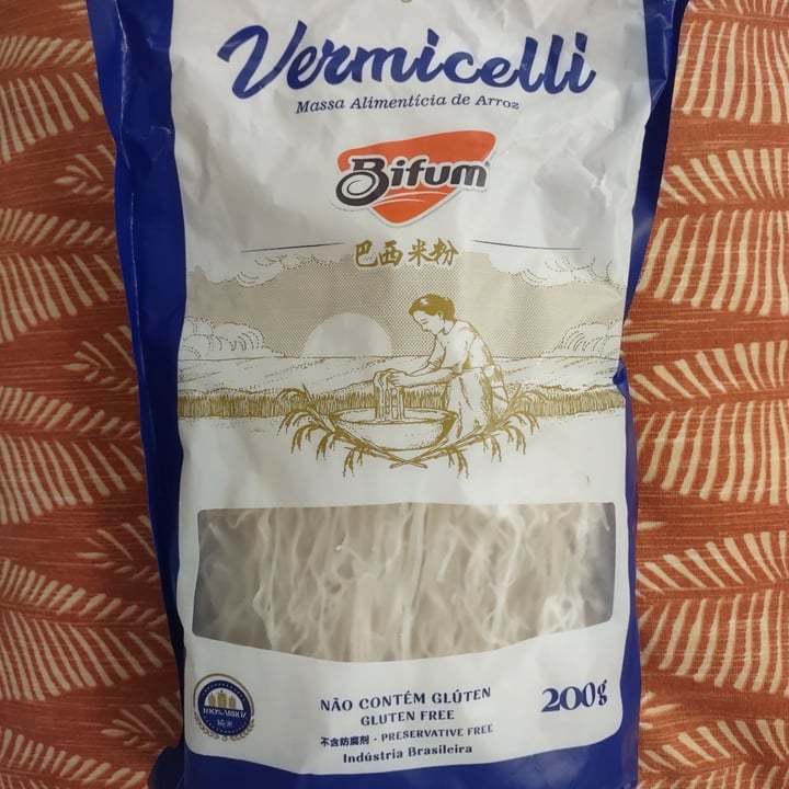 photo of Bifum Massa Alimentícia De Arroz shared by @leedsfm on  08 May 2022 - review