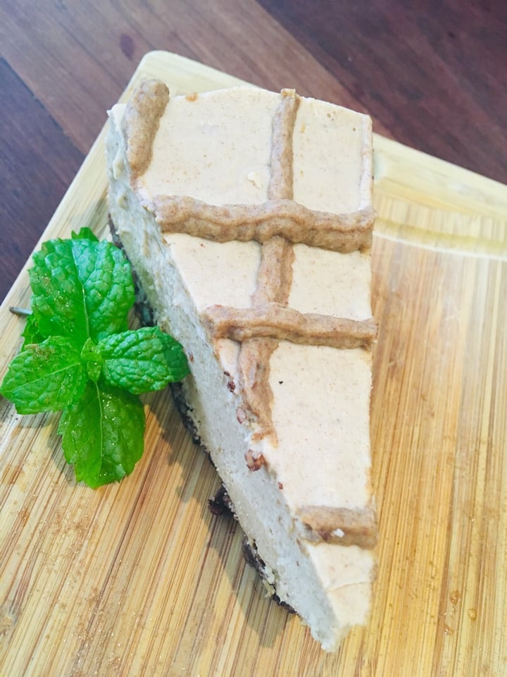 photo of Herbivorous Salted caramel Cheese cake shared by @lollygreve on  01 Jul 2019 - review