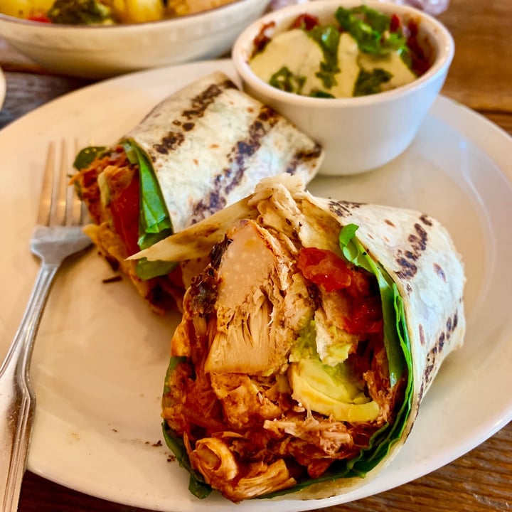 review photo of Harlow Jackfruit Wrap shared by @dilloneats on 08 Jul 2020 - review
