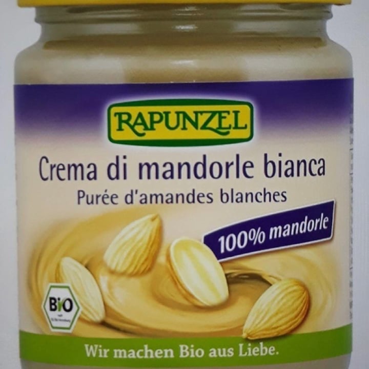 photo of Rapunzel Crema di mandorle bianca shared by @veganmars on  23 Apr 2022 - review