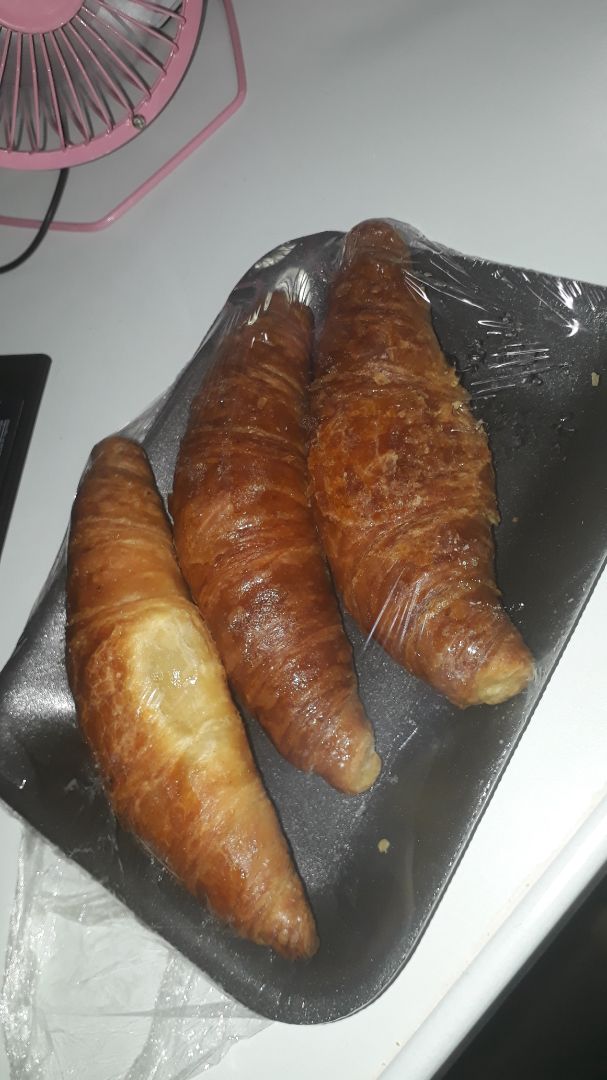review photo of Costumbres Argentinas Corneto Vegano shared by @sofialegre on 31 Mar 2020 - review