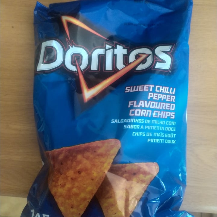 photo of Doritos Sweet Chilli Pepper Flavoured Corn Chips shared by @michthevegan on  05 Dec 2022 - review