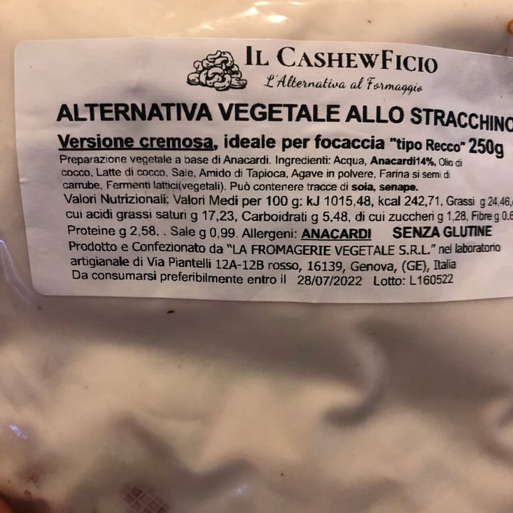 photo of Il CashewFicio alternativa vegetale allo stracchino shared by @pistacchina on  16 Jul 2022 - review