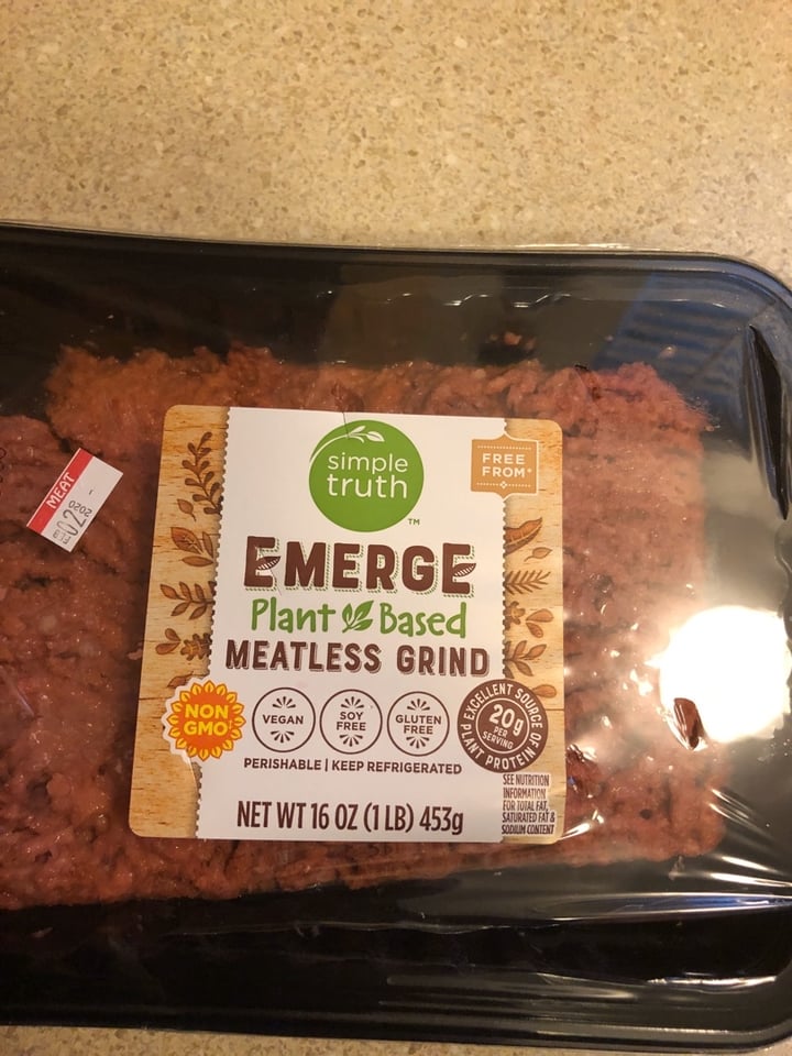photo of Simple Truth Emerge plant based meatless grind shared by @steffensenskitchen on  29 Jan 2020 - review
