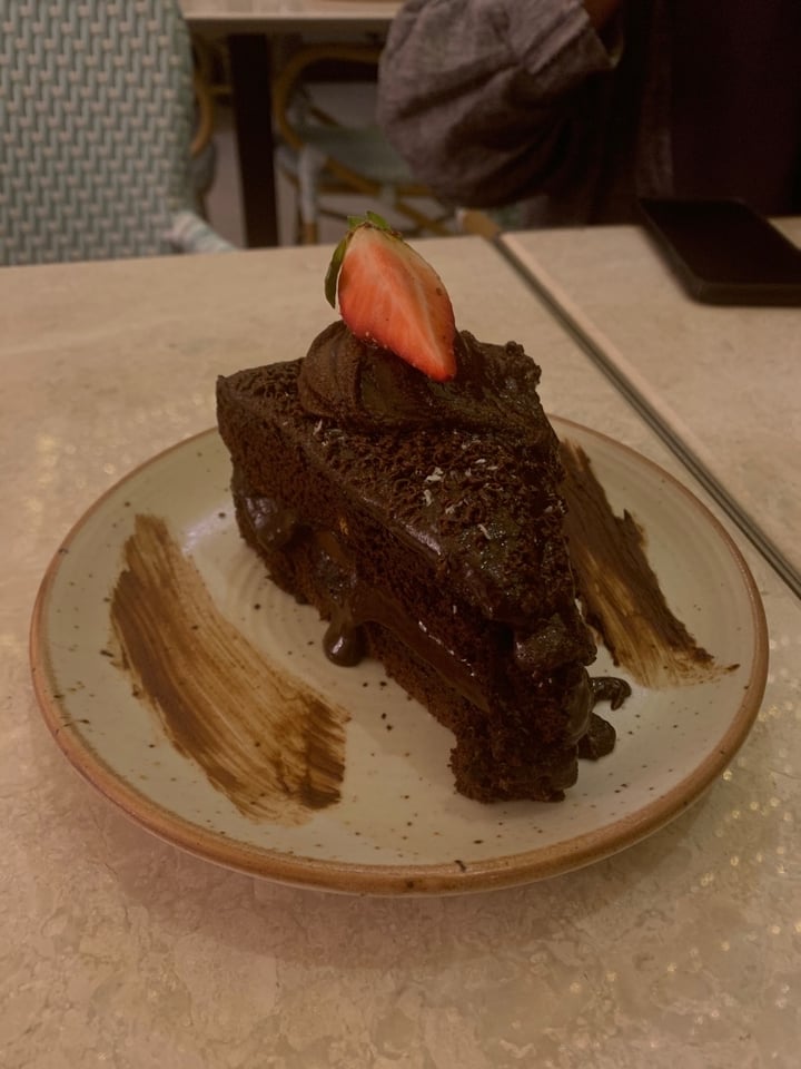 photo of WabiSabi Chocolate ganache cake shared by @saudivegancommunity on  24 Feb 2020 - review