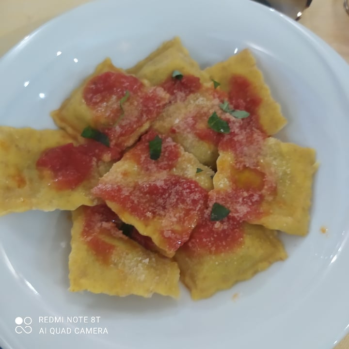 photo of Hotel Ristorante Onda Azzurra Ravioli con pomodorini ripieni di melanzane shared by @marikaserena on  10 Jun 2022 - review