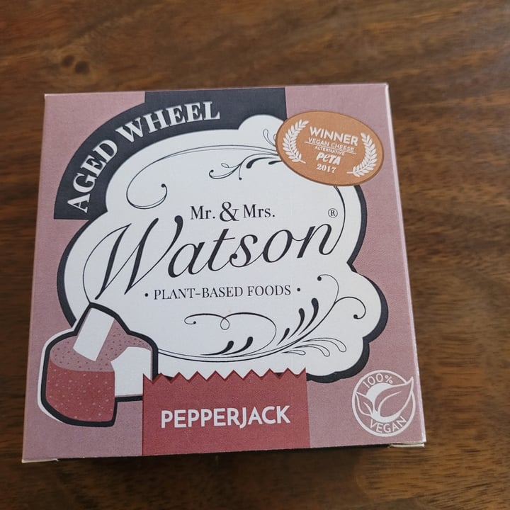 photo of Mr. & Mrs. Watson Pepperjack shared by @utbies88 on  21 Nov 2021 - review