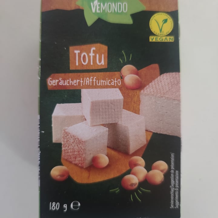 photo of Vemondo Tofu affumicato shared by @gaiatonelli on  13 Jan 2022 - review