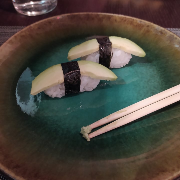 photo of I-Sushi Nigiri Di Avocado shared by @beasofia16 on  09 Feb 2022 - review
