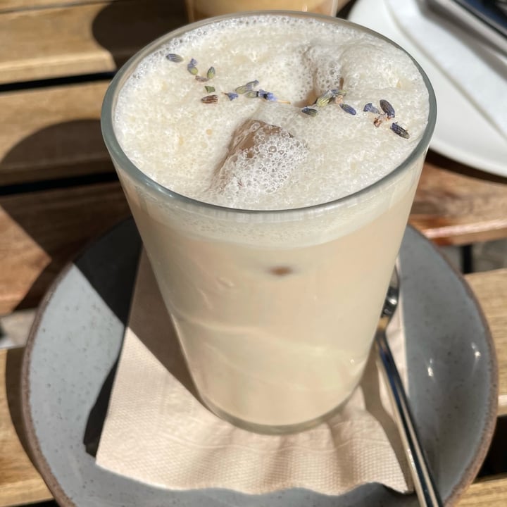 review photo of MANA Food Lavendel Milkyway shared by @fbradaschia on 04 Sep 2022 - review