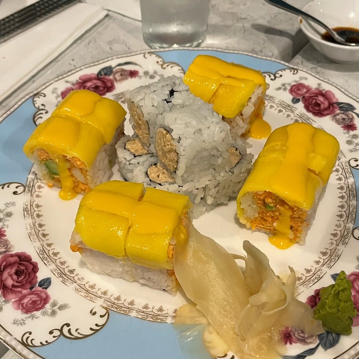 photo of Zen Garden Spring Snow Roll shared by @tjb257 on  17 Oct 2022 - review