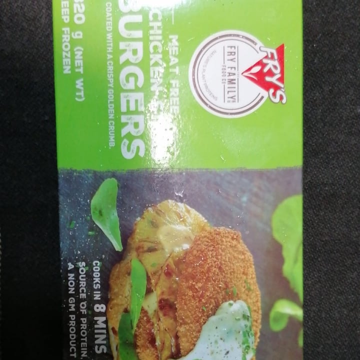 photo of Fry's Family Food Chicken-Style Burgers shared by @rebeca.veg on  14 Jul 2020 - review