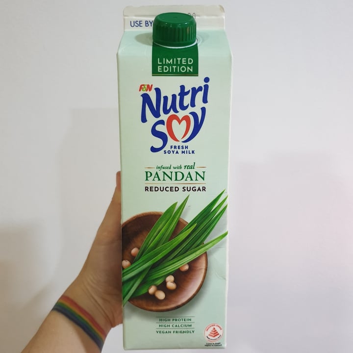 photo of F&N Nutrisoy Pandan Flavoured Soy Milk shared by @gretchforveg on  20 Jun 2020 - review