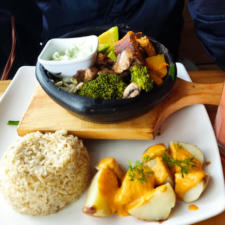 photo of Vegan'us Almuerzo corriente shared by @laurab84 on  29 Dec 2021 - review