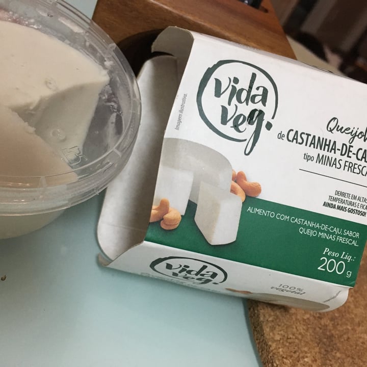 photo of Vida Veg Queijo De Castanha De Caju tipo Minas Frescal shared by @ludshatk on  15 Mar 2022 - review