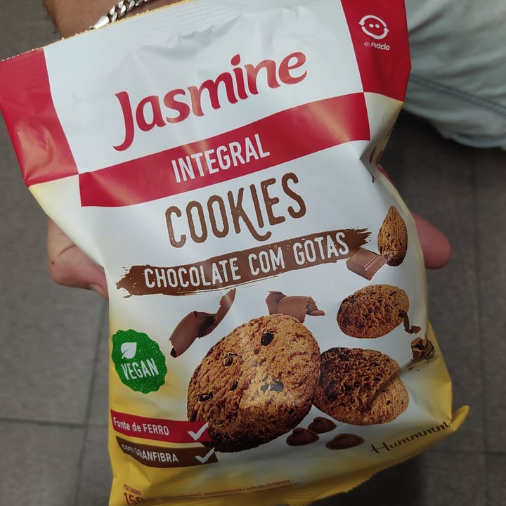 photo of Jasmine Cookie chocolate com gotas shared by @amandareges on  05 May 2022 - review