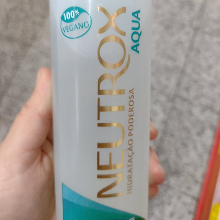 photo of Neutrox Shampoo neutrox shared by @gisele2022 on  01 May 2022 - review