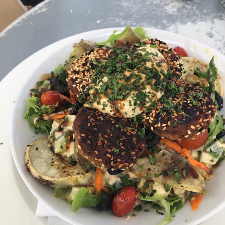 review photo of Ohana Cafe Falafel Buddha Bowl shared by @gabygerber on 04 Jan 2021 - review