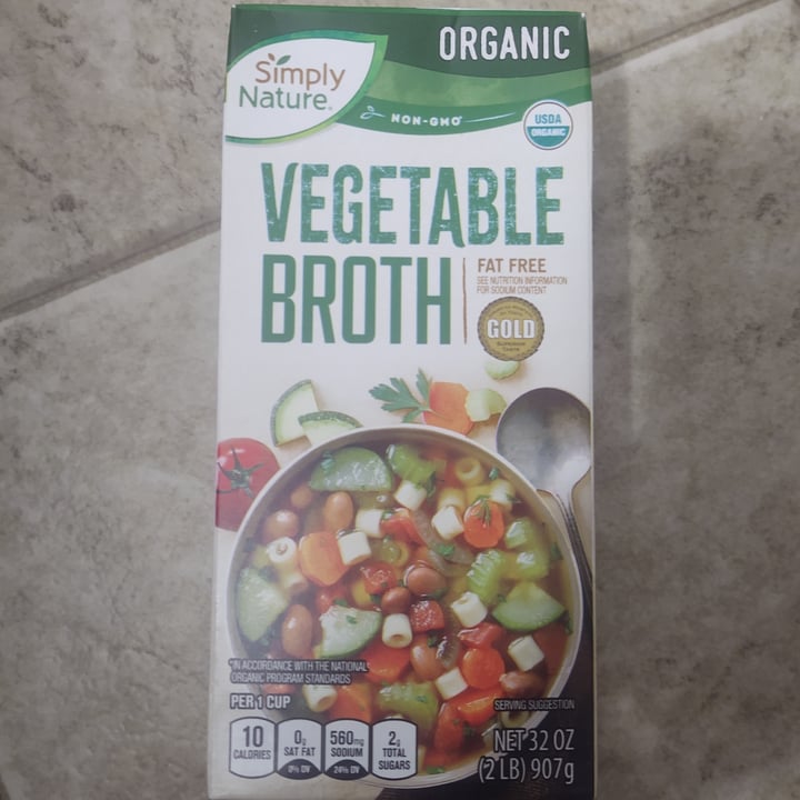 photo of Simply Nature Organic vegetable broth shared by @kconover on  30 Aug 2021 - review