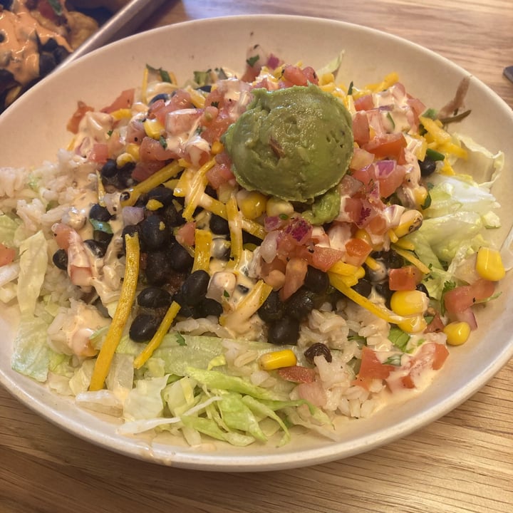 photo of Veggie Grill 7 Layer Bowl shared by @avecdeschiens on  14 Apr 2022 - review