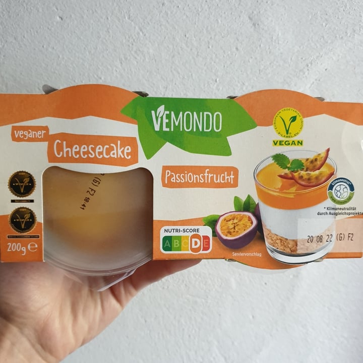 photo of Vemondo  Cheesecake Passionsfrucht shared by @sotofu on  31 Jul 2022 - review