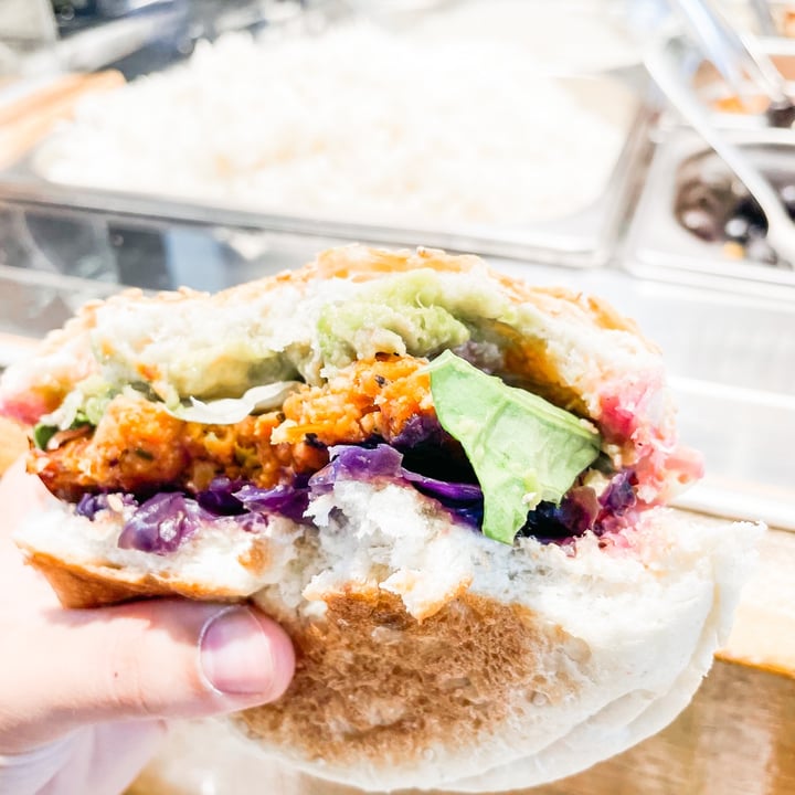 review photo of Il Vegetariano e Vegano di Marcella Bianchi | Mercato Centrale Roma Panino Asian shared by @misosoup on 04 Oct 2022 - review