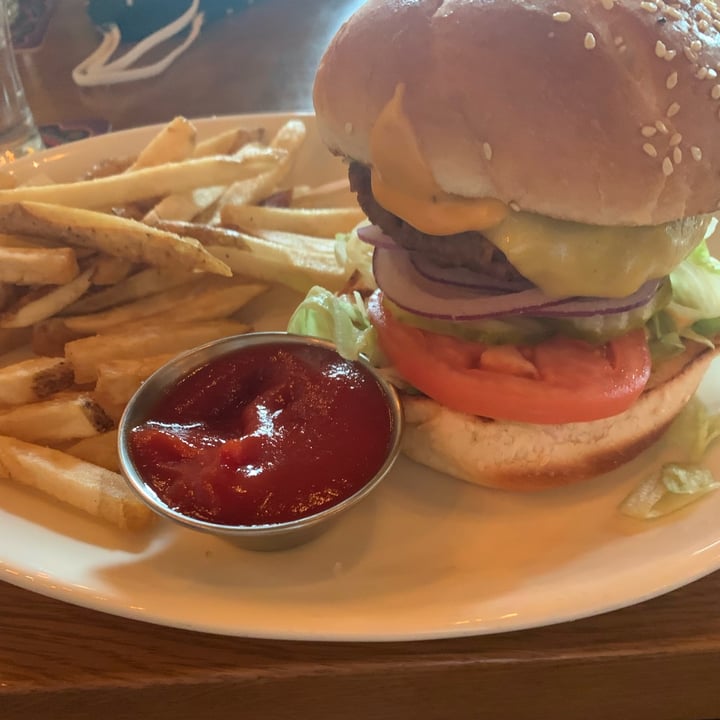photo of McMenamins Cedar Hills Mystic 18 shared by @fractor on  10 Nov 2021 - review