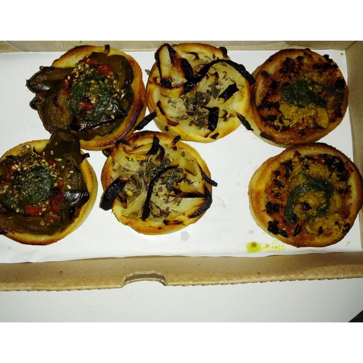 photo of Pizza Vegana Vicente López Empanadas shared by @belenvegan on  26 Jan 2020 - review