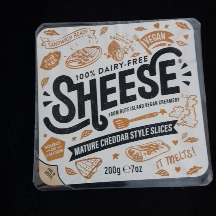 photo of Sheese Mature cheddar style slices shared by @elenabl on  14 Oct 2021 - review
