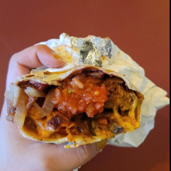 photo of Veggie Bob's Kitchen Cafe Breakfast Burrito shared by @kendallstephan on  19 May 2021 - review