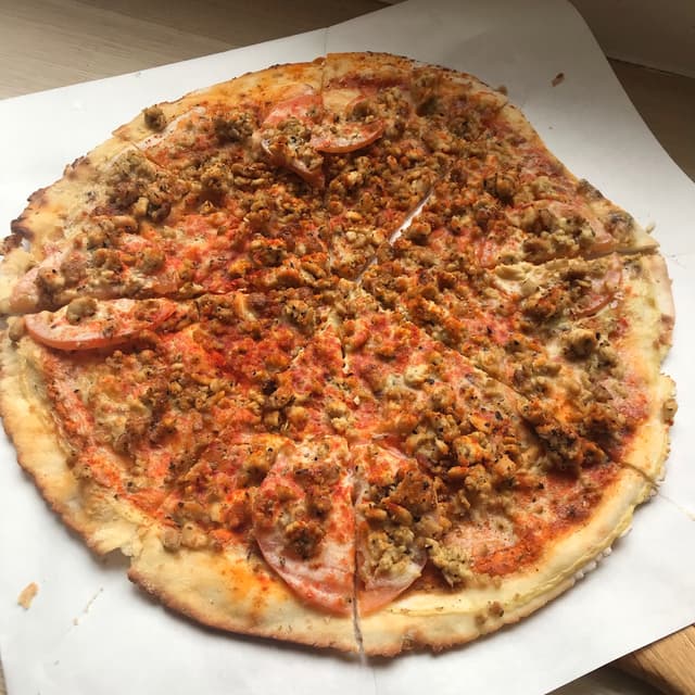 Photo of the dish “Tofu Crumble Pizza”