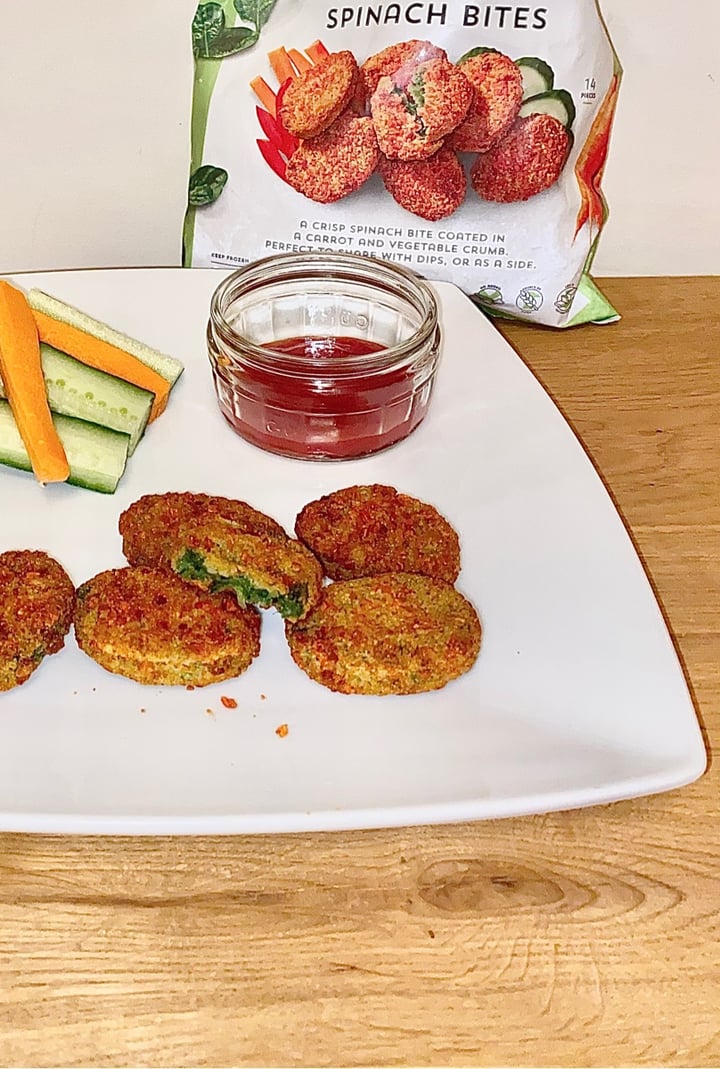 review photo of Strong Roots Spinach Bites shared by @makeupandethics on 28 Nov 2020 - review