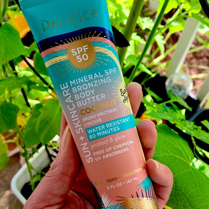 photo of Pacifica Mineral Bronzing Sunscreen shared by @groovyfatvegan on  14 Jun 2021 - review