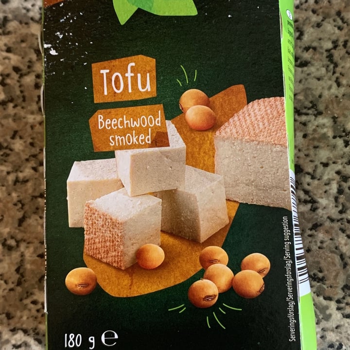 photo of Vemondo Organic tofu smoked shared by @vivi95 on  20 Mar 2022 - review