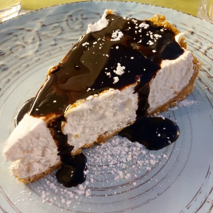 photo of Osteria L’Angolo Divino Cheesecake Vegana shared by @giuly06 on  06 Aug 2021 - review