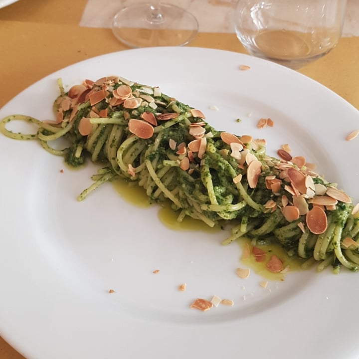 photo of Osteria Da Trombicche spaghetti pesto di rucola e mandorle shared by @robmi on  11 Jun 2022 - review