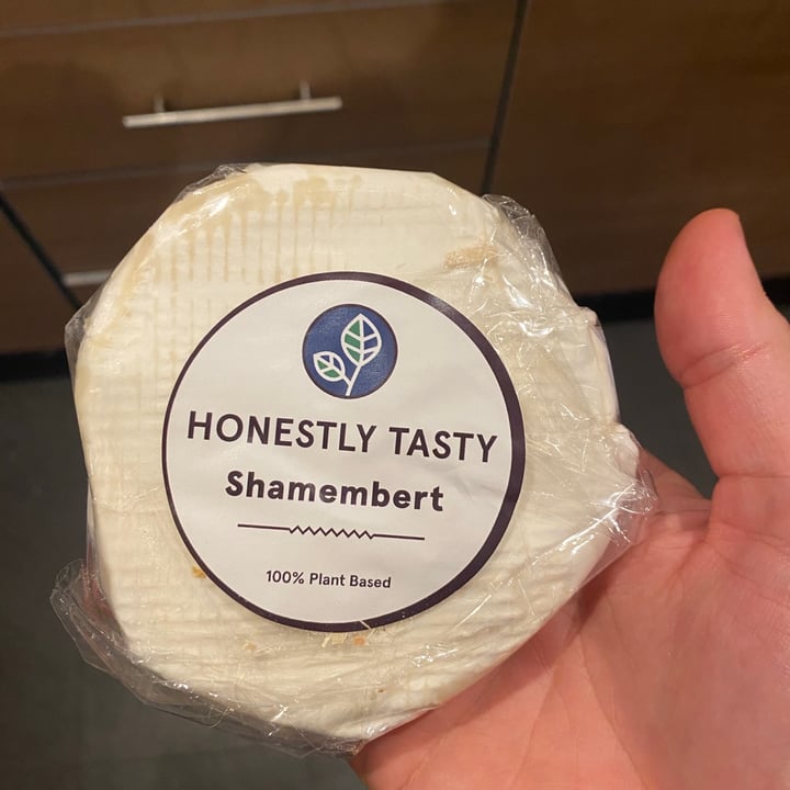 photo of Honestly Tasty Shamembert vegan cheese shared by @finalpeter on  03 May 2021 - review