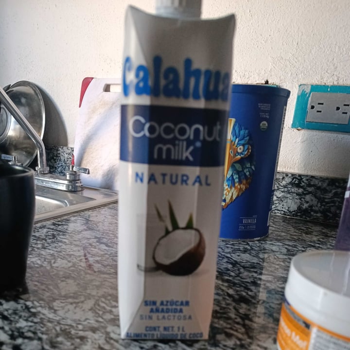 photo of Calahua Bebida de coco sustituto de leche / Leche De Coco shared by @dhyhanna on  04 May 2022 - review