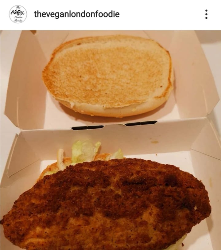 photo of KFC 11 Herbs & Spices Zero Chicken shared by @theveganlondonfoodie on  02 Apr 2020 - review
