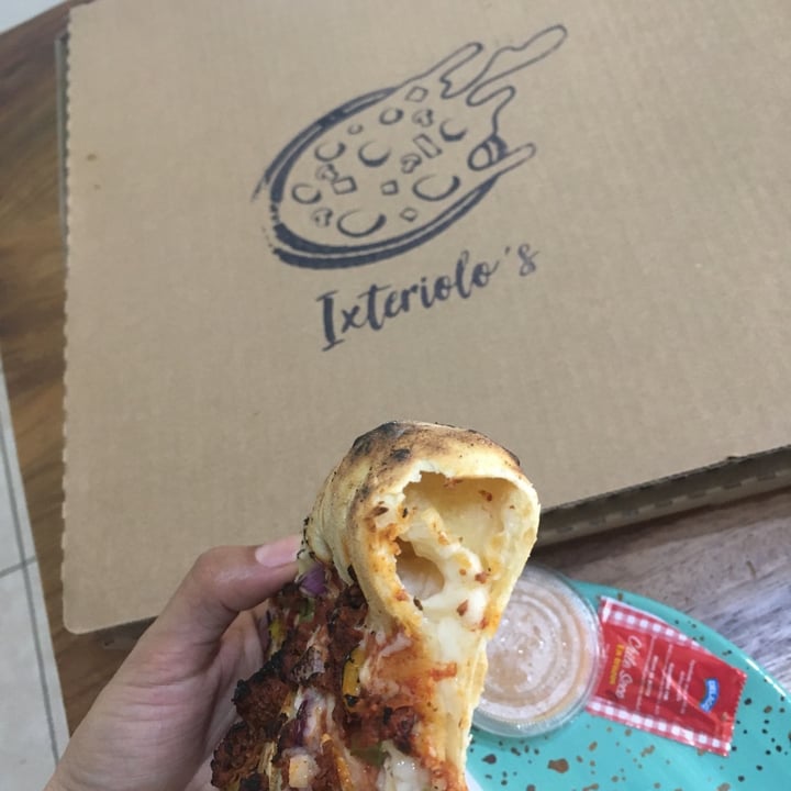 photo of Ixteriolo's Pizza Vegana shared by @elimoncito on  05 Apr 2020 - review