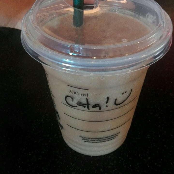 photo of Starbucks Frapuccino shared by @vikvegan on  09 Dec 2021 - review
