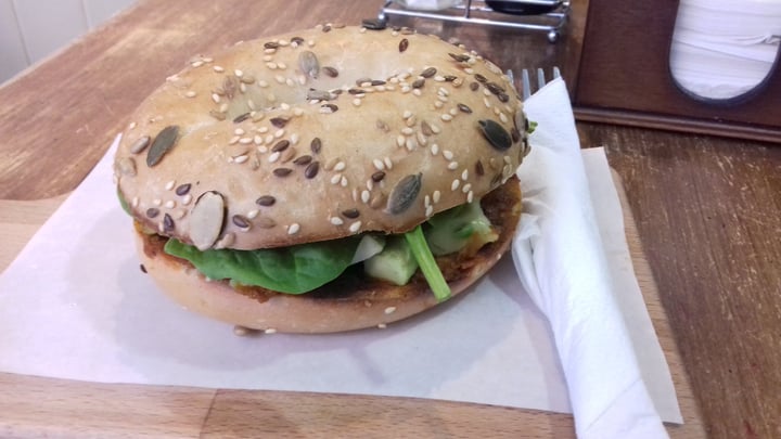 photo of Socolá Bagel pesto shared by @mariamarie on  04 May 2022 - review