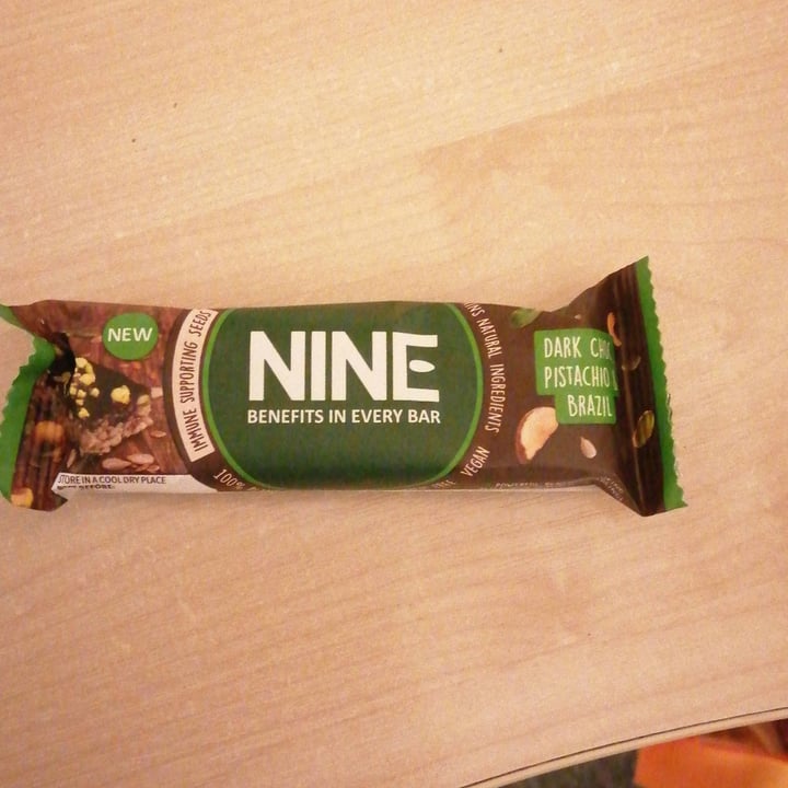 photo of Nine Dark Chocolate And Pistachio Bar shared by @nutrititionalbeast on  11 Feb 2022 - review