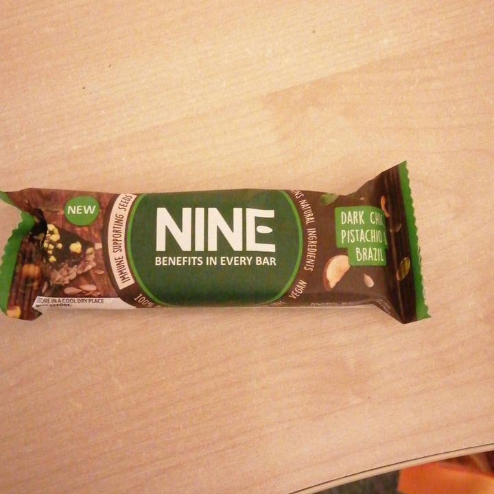 review photo of Nine Dark Chocolate And Pistachio Bar shared by @nutrititionalbeast on 11 Feb 2022 - review