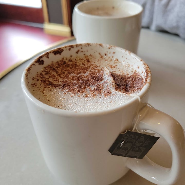 photo of Mon Petit Choux Chai soy latte shared by @vanessaphan on  07 Nov 2021 - review
