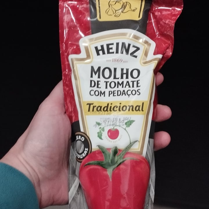 photo of Heinz Molho de tomate shared by @lelelarcher on  26 May 2022 - review