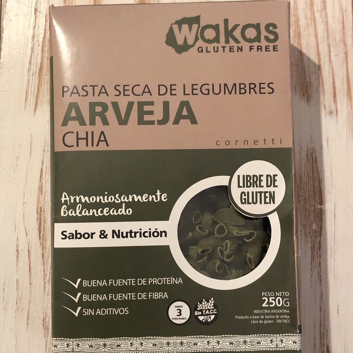 photo of Wakas Pasta de Legumbres Arvejas y Chia shared by @maconstanza on  06 Aug 2021 - review